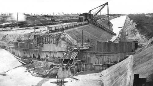 Bau des Wasserkraftwerk Meitingen, Inbetriebnahme 1922, Foto LEW Archiv