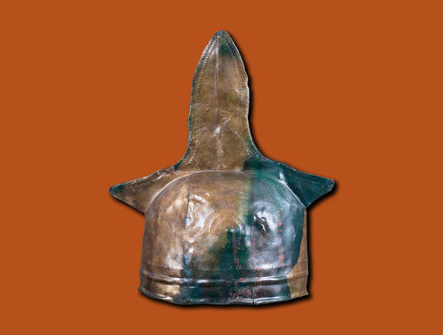 Bronzezeitlicher Kammhelm Museum Fliess