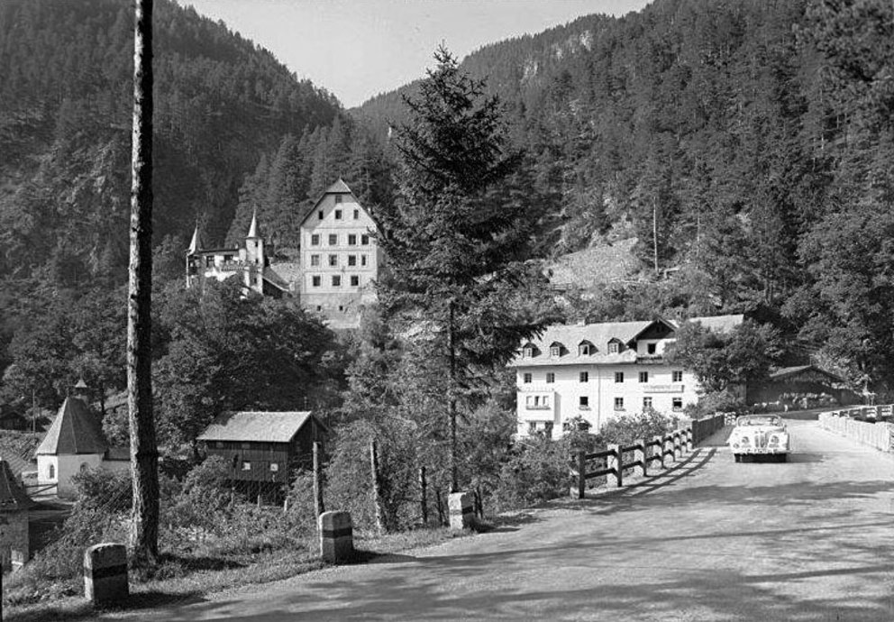 Schloss Und Hotel Fernsteinsee