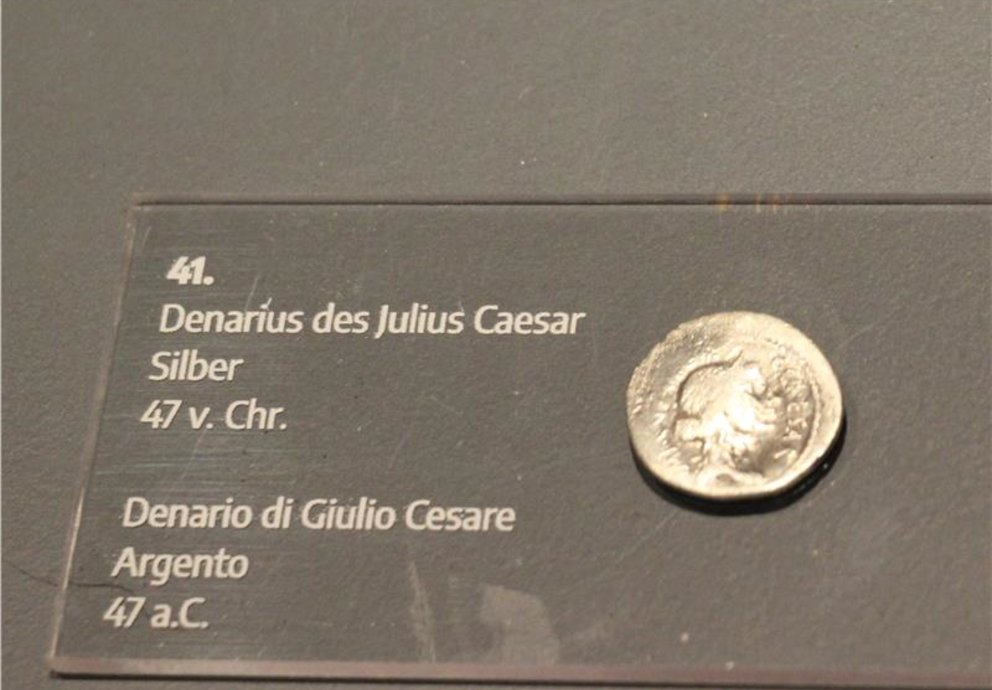Denar des Julius Cesar Museum