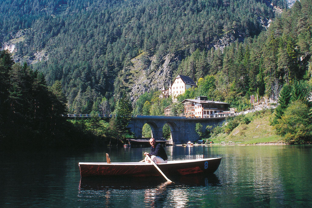 Ensemble Castle Fernstein at the lake Fernstein